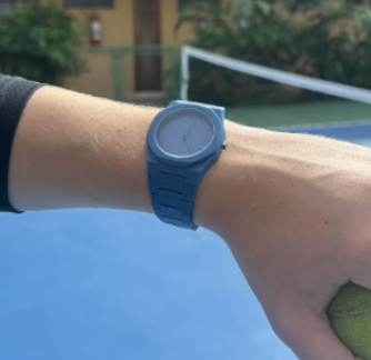 VLANC Phantom Chromo Blue no pulso